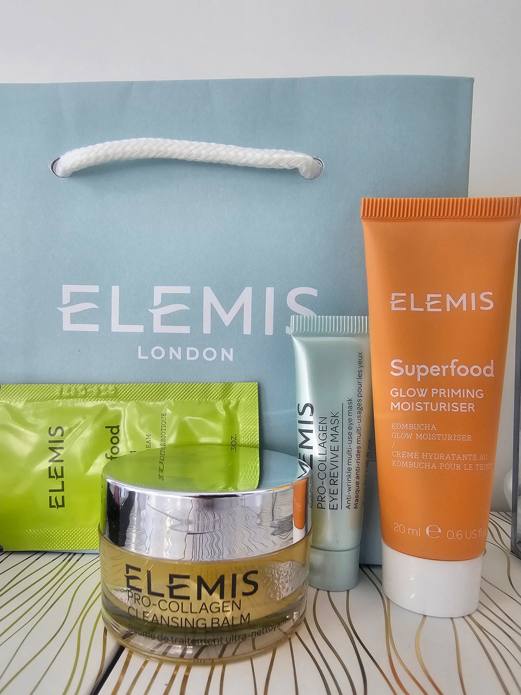 Elemis 4-in-1 Glow & Hydration Bundle | Elegancia Cyprus