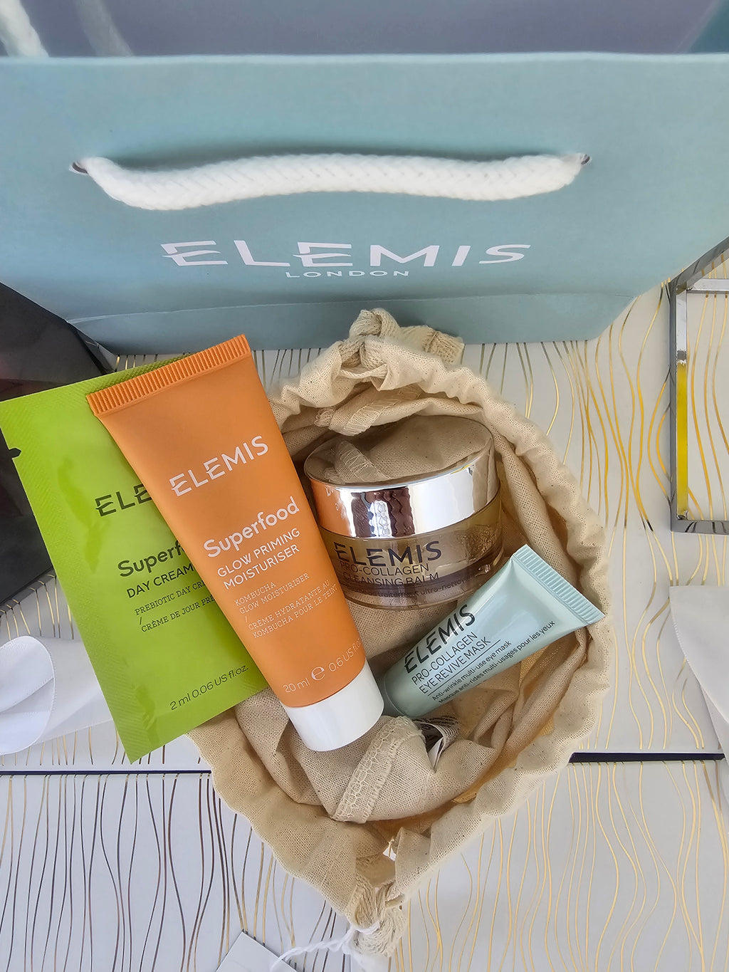 Elemis 4-in-1 Glow & Hydration Bundle | Elegancia Cyprus