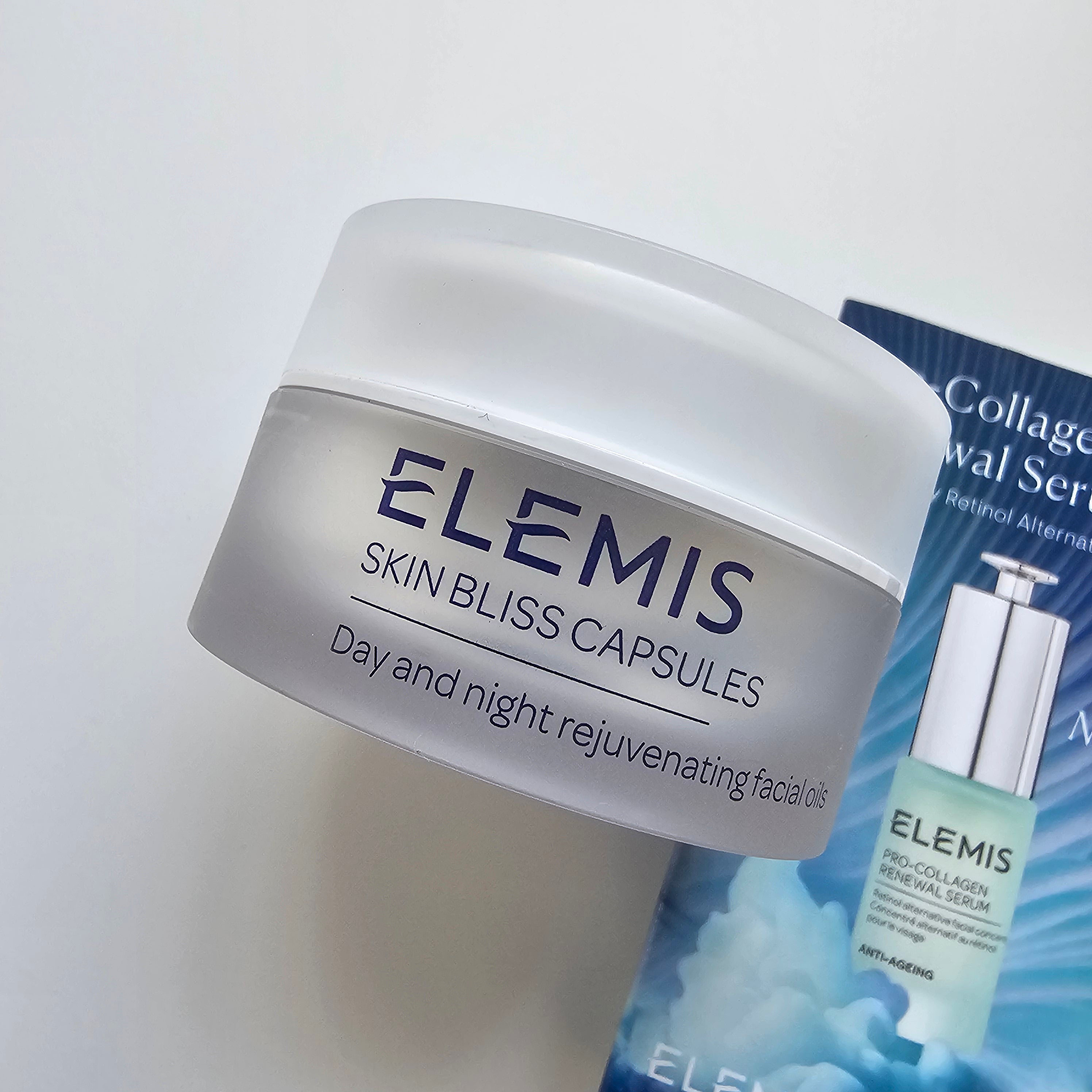 Elemis Skin Bliss Capsules 14x – antioxidant day and night capsules for balanced skin