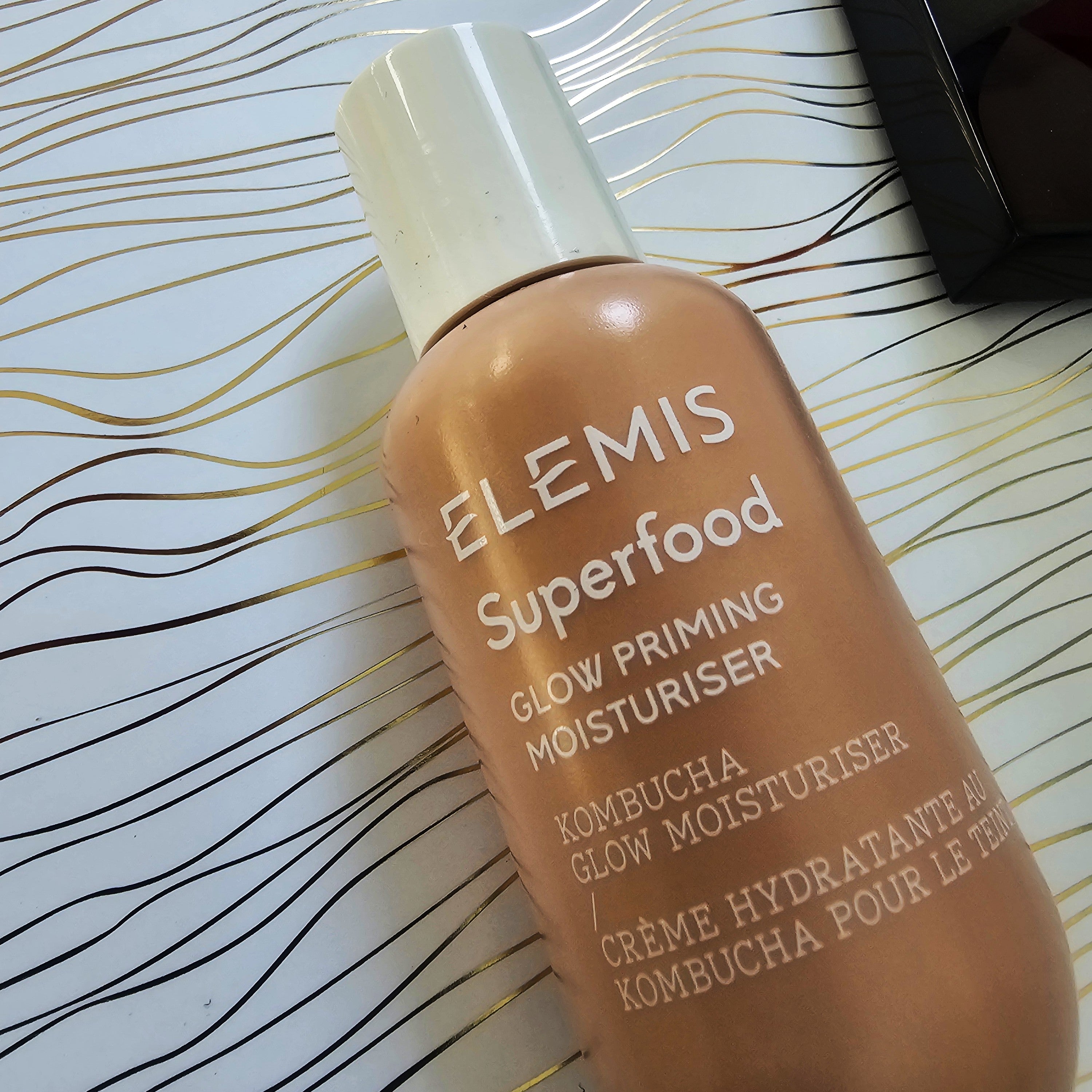 Elemis Superfood Glow Priming Moisturizer 60ml – hydrating moisturizer and glow primer